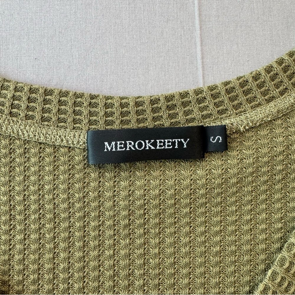 Merokeety Women's Small V-Neck Waffle Knit Top - Olive Green - Picture 4 of 8